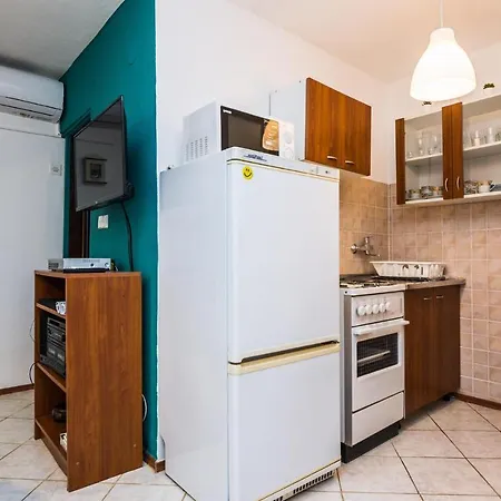 Beautiful In W/ 2 Bedrooms * Vir