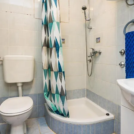 Apartment Beautiful In W/ 2 Bedrooms Vir